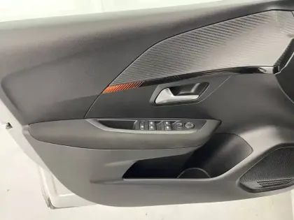 Photo 58 Peugeot 208 Gén. II Ph1 NG Active Pack 5