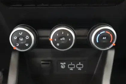 Photo 28 Renault Clio  TCe 90 - 21N