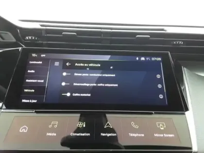 Photo 30 Peugeot 408  Hybrid 145 e-DCS6