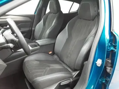 Photo 10 Peugeot 408  Hybrid 145 e-DCS6