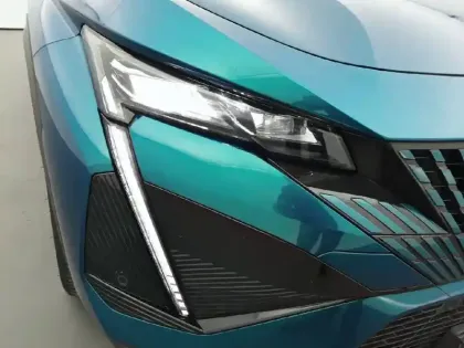 Photo 15 Peugeot 408  Hybrid 145 e-DCS6