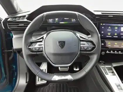 Photo 8 Peugeot 408  Hybrid 145 e-DCS6