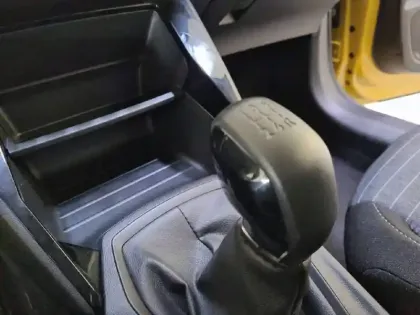 Photo 13 Peugeot 208  PureTech 75 S&S BVM5