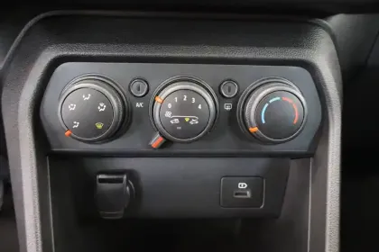 Photo 25 Dacia Sandero  ECO-G 100 - 22