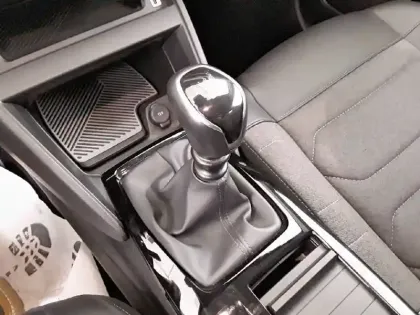 Photo 40 Citroën C4  PureTech 130 S&S BVM6