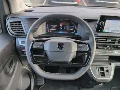 Photo 8 Peugeot Expert  CA FIXE M BLUEHDI 145 S&S EAT8