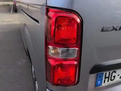 Photo 16 Peugeot Expert  CA FIXE M BLUEHDI 145 S&S EAT8