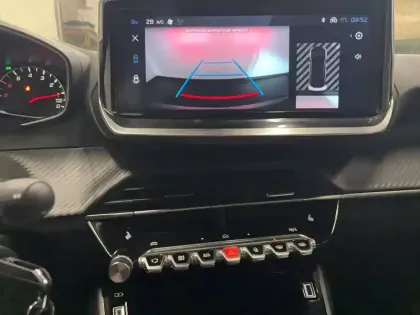 Photo 14 Peugeot 2008  PureTech 100 S&S BVM6