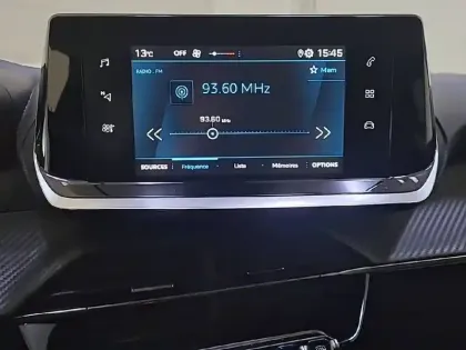 Photo 49 Peugeot 208  PureTech 75 S&S BVM5