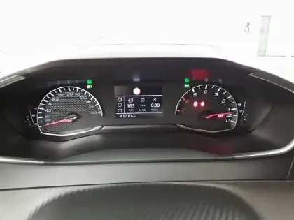 Photo 9 Peugeot 208  PureTech 75 S&S BVM5