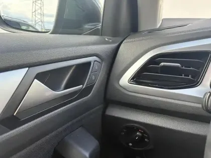 Photo 23 Volkswagen T-roc  2.0 TDI 116 Start/Stop BVM6