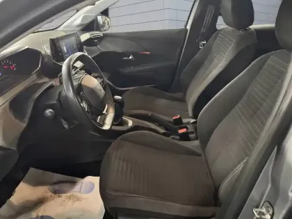 Photo 8 Peugeot 208  PureTech 75 S&S BVM5