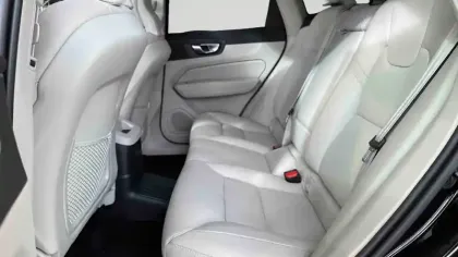 Photo 20 Volvo Xc60  T6 AWD Hybride rechargeable 253 ch+145 ch Geartronic 8