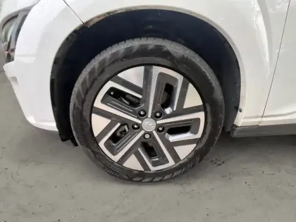 Photo 8 Hyundai Kona  Electrique 39 kWh - 136 ch