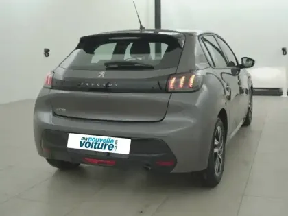 Photo 31 Peugeot 208  PureTech 100 S&S BVM6