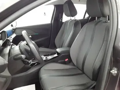 Photo 34 Peugeot 208  PureTech 100 S&S BVM6