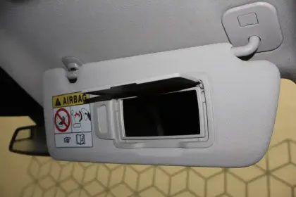 Photo 9 Renault Captur  E-Tech full hybrid 145