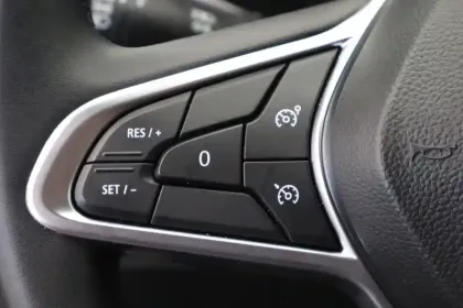 Photo 36 Renault Captur  E-Tech full hybrid 145