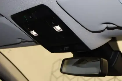 Photo 8 Renault Captur  E-Tech full hybrid 145