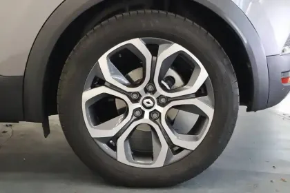 Photo 14 Renault Captur  E-Tech full hybrid 145