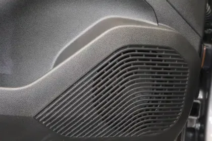 Photo 6 Renault Captur  E-Tech full hybrid 145