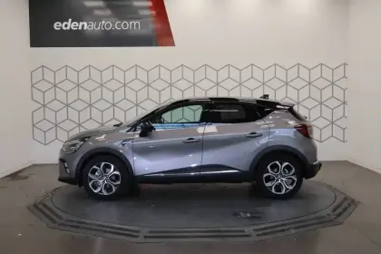 Photo 11 Renault Captur  E-Tech full hybrid 145