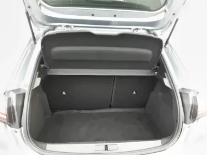 Photo 5 Peugeot 208  Hybrid 145 e-DCS6