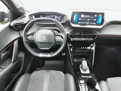 Photo 27 Peugeot 208  Electrique 50 kWh 136ch