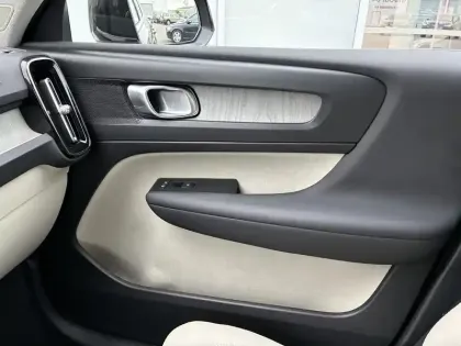 Photo 28 Volvo Xc40  T4 Recharge 129+82 ch DCT7