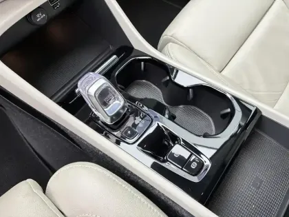 Photo 19 Volvo Xc40  T4 Recharge 129+82 ch DCT7