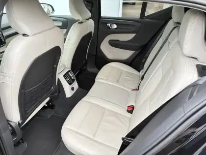 Photo 5 Volvo Xc40  T4 Recharge 129+82 ch DCT7