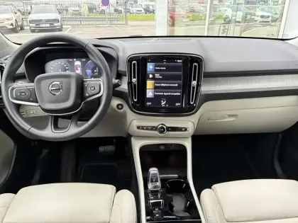 Photo 3 Volvo Xc40  T4 Recharge 129+82 ch DCT7