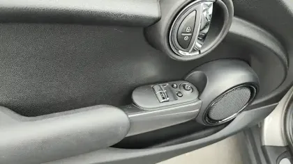 Photo 30 Mini Mini Hatch 3 Portes One 102 ch