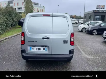 Photo 33 Fiat Doblo  CA TAILLE XL BLUEHDI 130 S&S EAT8