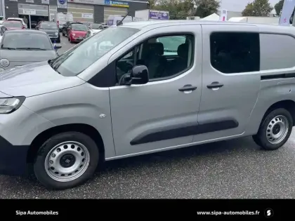 Photo 31 Fiat Doblo  CA TAILLE XL BLUEHDI 130 S&S EAT8