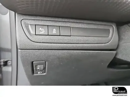 Photo 15 Peugeot 208  1.6 BlueHDi 75ch BVM5