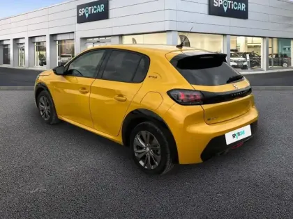 Photo 6 Peugeot 208  Electrique 50 kWh 136ch