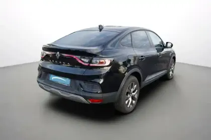 Photo 21 Renault Arkana  TCe 140 EDC - 23