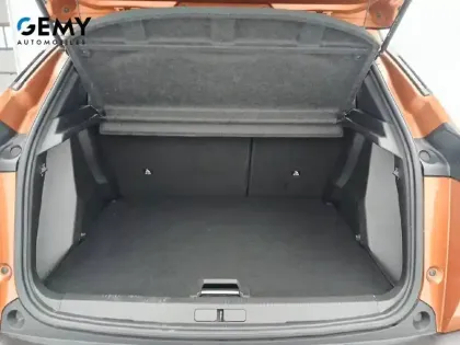 Photo 27 Peugeot 2008  PureTech 130 S&S EAT8