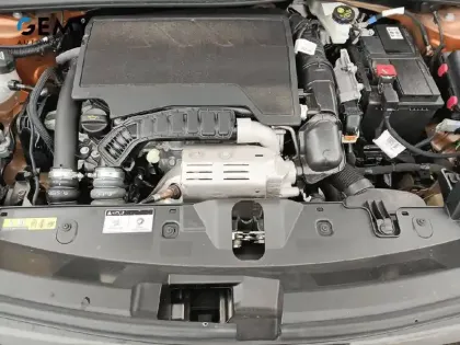 Photo 33 Peugeot 2008  PureTech 130 S&S EAT8