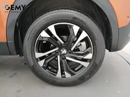 Photo 32 Peugeot 2008  PureTech 130 S&S EAT8