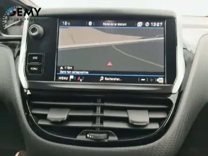 Photo 35 Peugeot 2008  1.2 PureTech 110ch S&S EAT6