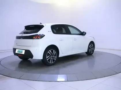 Photo 36 Peugeot 208  PureTech 75 S&S BVM5