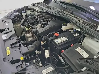 Photo 14 Peugeot 208  PureTech 75 S&S BVM5