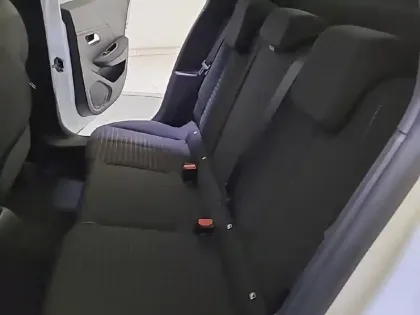 Photo 11 Peugeot 208  PureTech 75 S&S BVM5