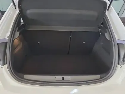 Photo 36 Peugeot 208  PureTech 75 S&S BVM5