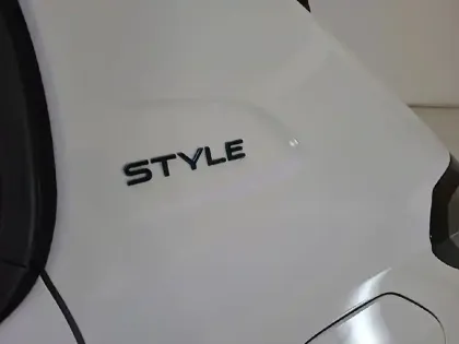 Photo 20 Peugeot 208  PureTech 75 S&S BVM5