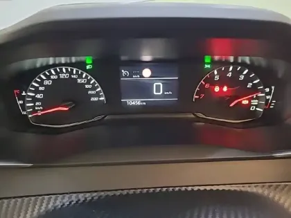 Photo 40 Peugeot 208  PureTech 75 S&S BVM5