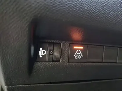 Photo 59 Peugeot 208  PureTech 75 S&S BVM5