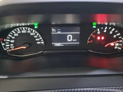 Photo 40 Peugeot 208  PureTech 75 S&S BVM5